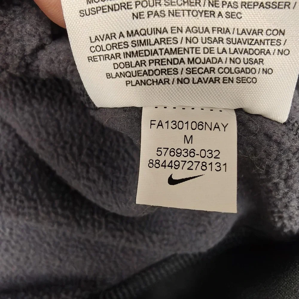 Nike Hoodie Womens Medium Gray Therma-Fit Fleece Pullover Big Swoosh Athletic